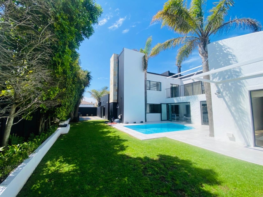 5 Bedroom Property for Sale in Sunset Beach Western Cape